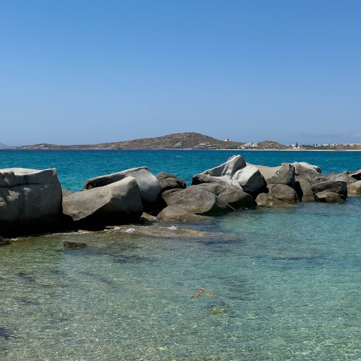 stenovita plaža naksosa